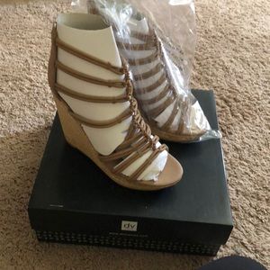 Wedge sandals